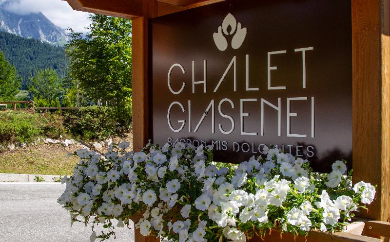 田舎風ホテル Chalet Giasenei