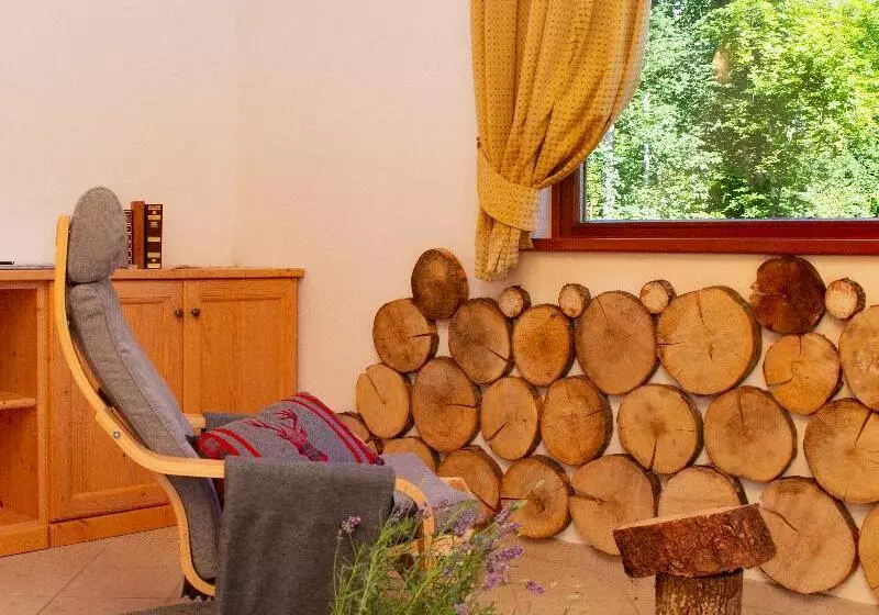 Maaseutuhotelli Chalet Giasenei