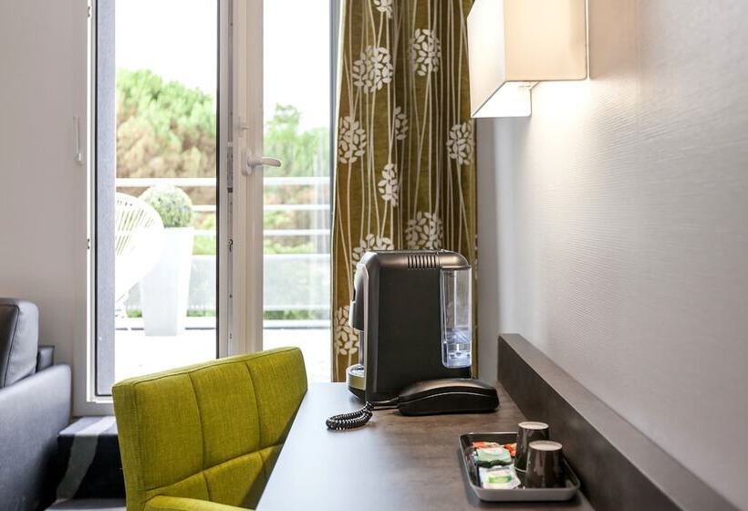 Logis Hotel Restaurant & Spa Au Comte D Ornon