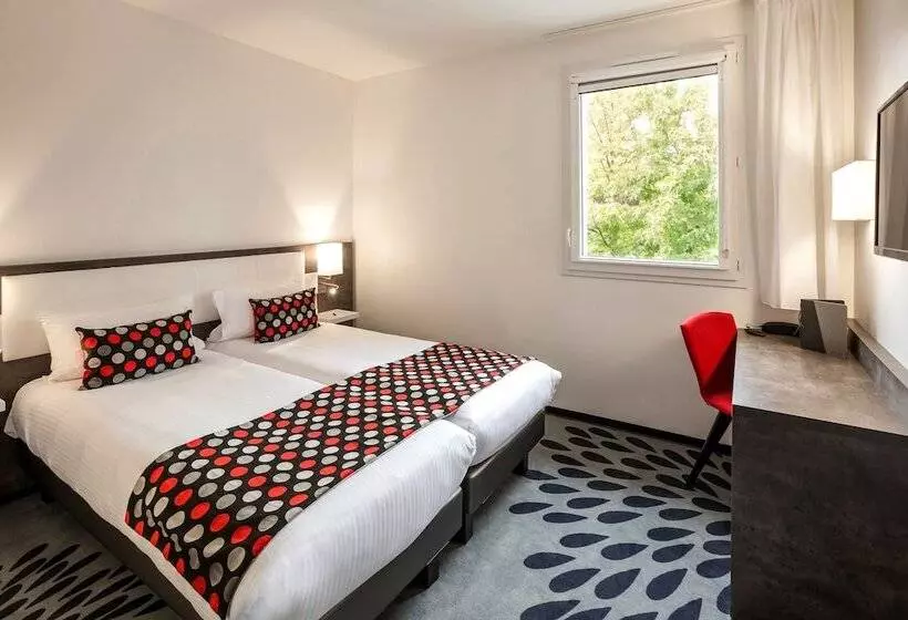 Logis Hotel Restaurant & Spa Au Comte D Ornon