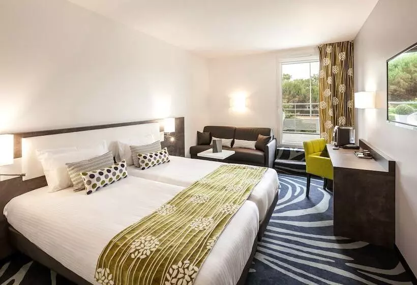 Logis Hotel Restaurant & Spa Au Comte D Ornon