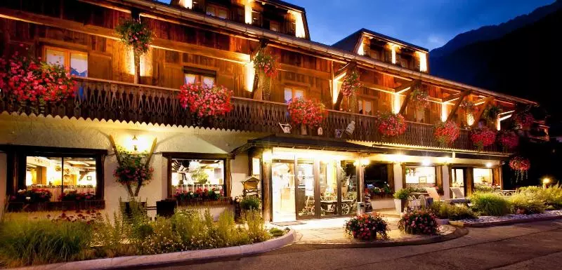 호텔 Auberge Du Manoir