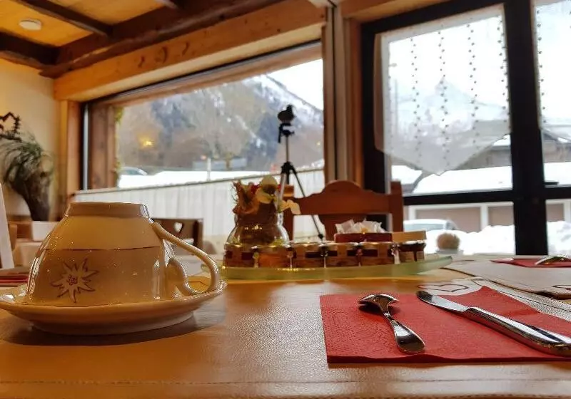 호텔 Auberge Du Manoir