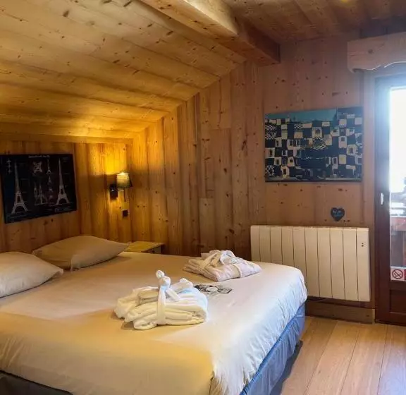 Отель Chalet Hôtel Du Mont Charvin & Spa