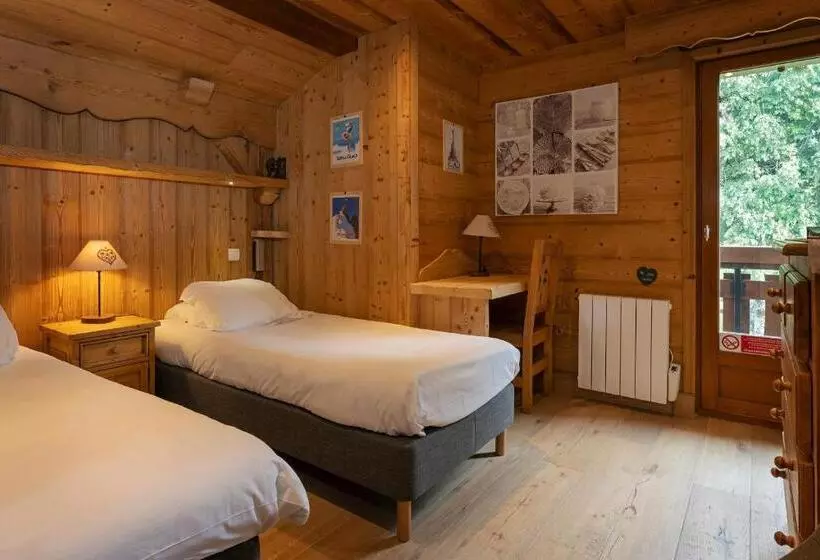 Отель Chalet Hôtel Du Mont Charvin & Spa