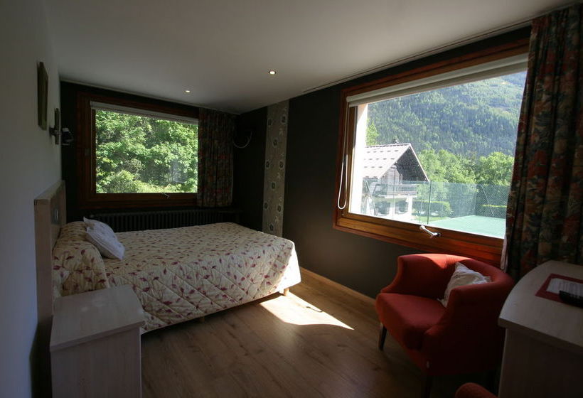 هتل Hôtel Christal