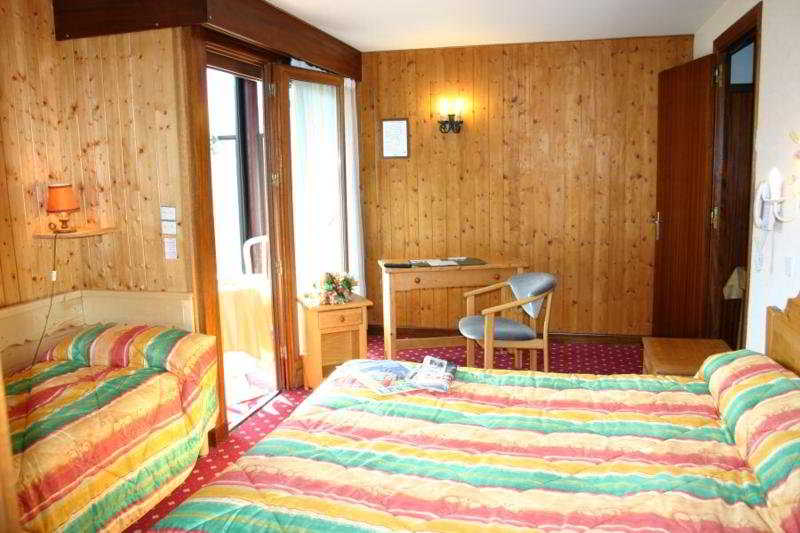 هتل Hôtel Christal