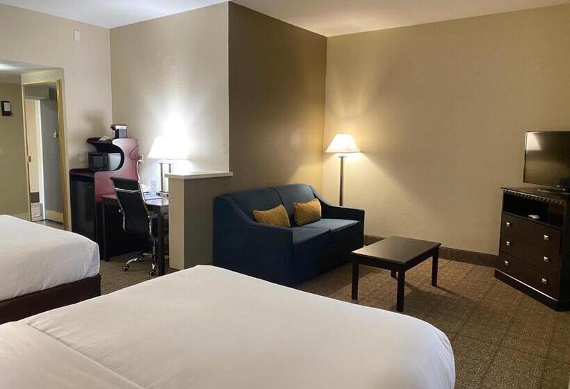 فندق Comfort Suites