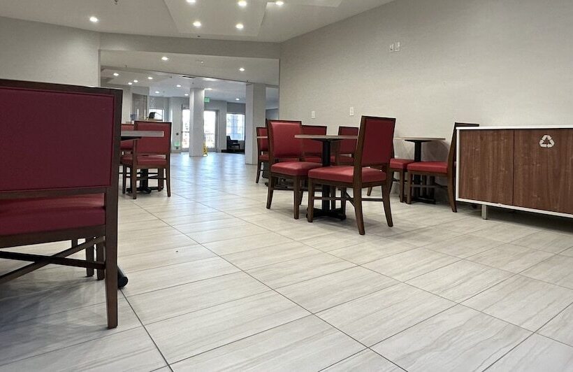 ホテル Holiday Inn Express & Suites Mountain View, An Ihg