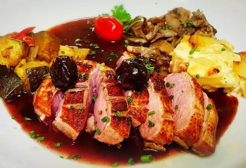 Отель Hôtel Restaurant Ferme De La Grande Cour