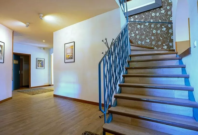 فندق Bergerie Du Château