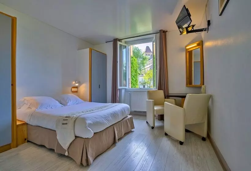 فندق Bergerie Du Château