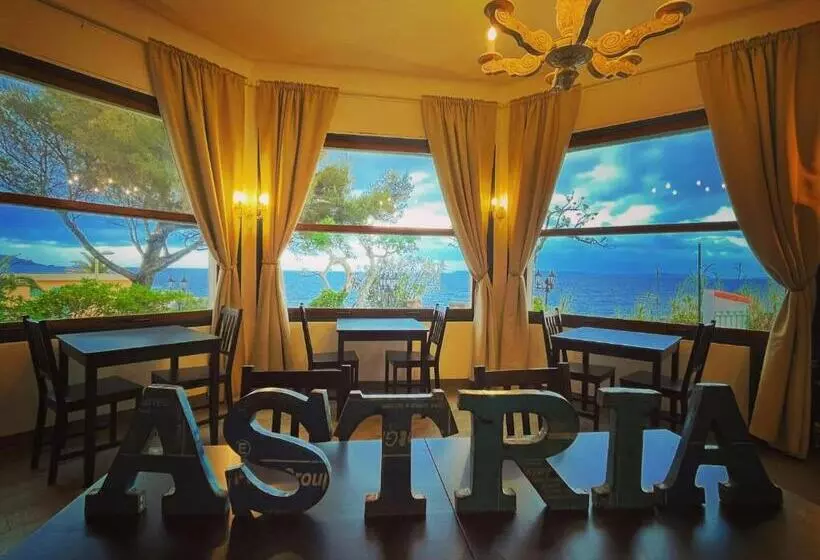 Отель Hôtel Astria