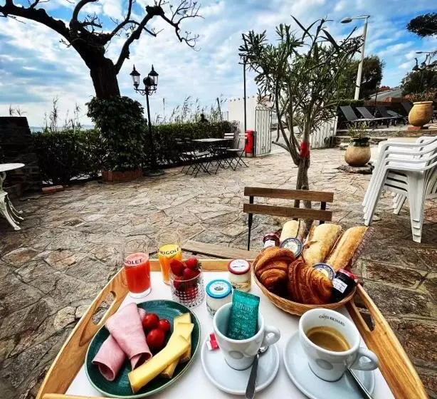 Отель Hôtel Astria