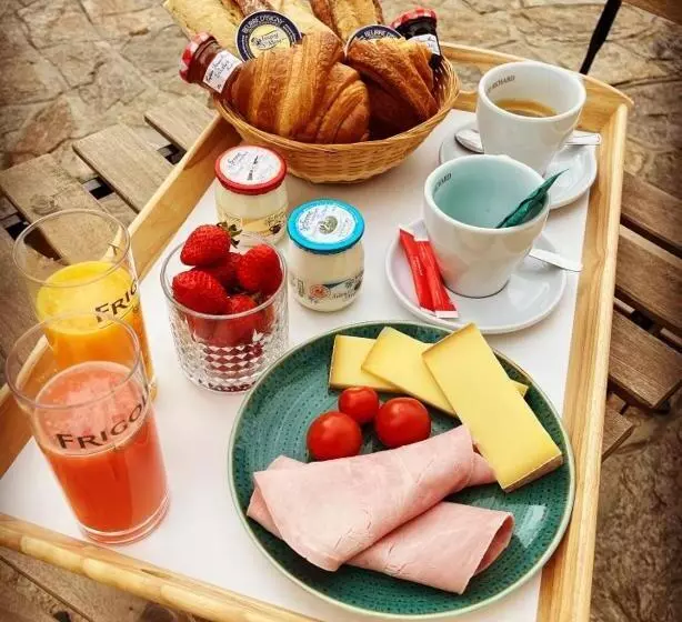 Отель Hôtel Astria