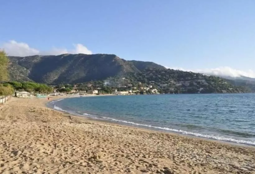 Отель Hôtel Astria