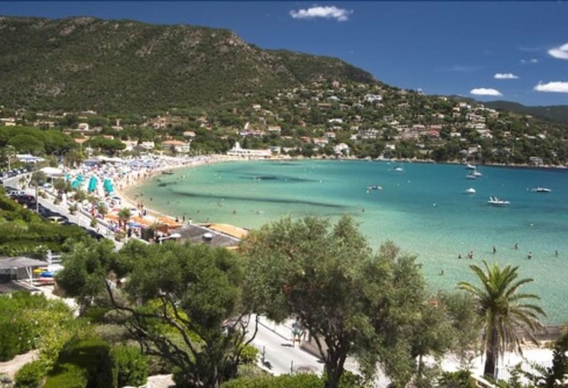 בית מלון כפרי Hôtel Astria