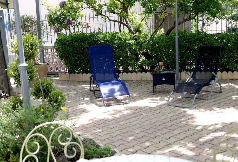 בית מלון כפרי Hôtel Des Thermes