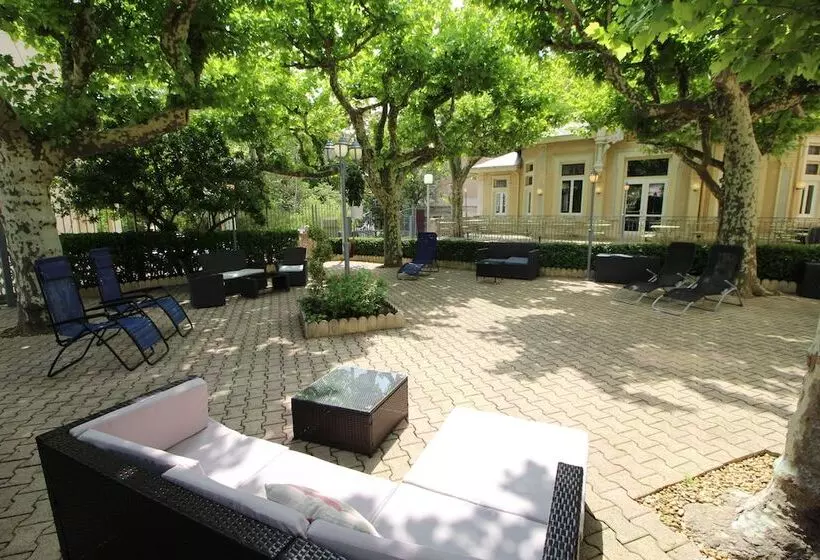 בית מלון כפרי Hôtel Des Thermes