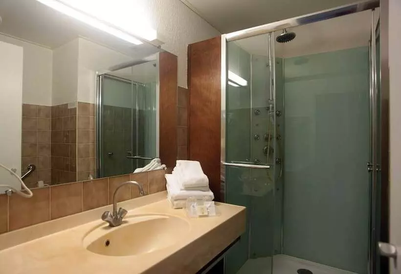 בית מלון כפרי Hôtel Des Thermes