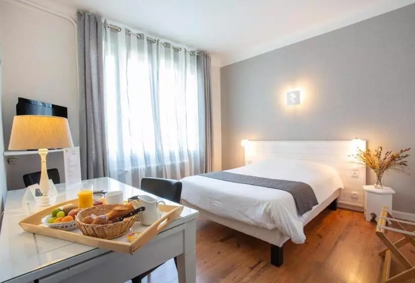 Logis Hotel L Occitan 2 étoiles