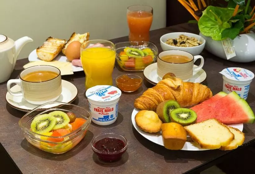 호텔 Hôtel Restaurant Du Château