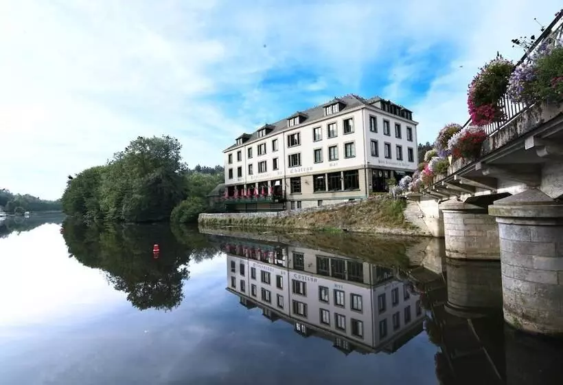 호텔 Hôtel Restaurant Du Château