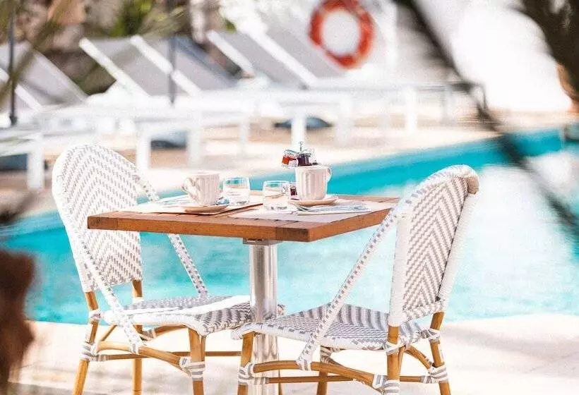 호텔 Hôtel La Villa Juan Beach