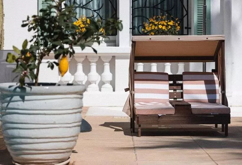 호텔 Hôtel La Villa Juan Beach