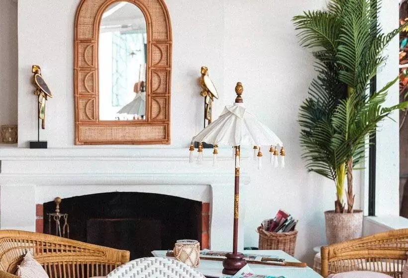 호텔 Hôtel La Villa Juan Beach