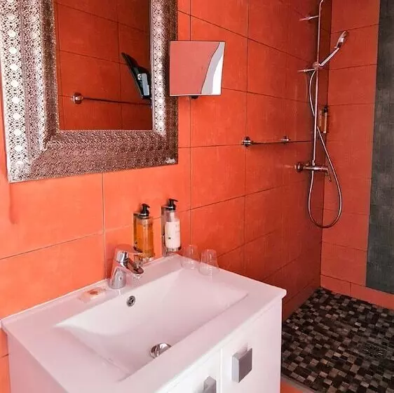 호텔 Hôtel La Villa Juan Beach