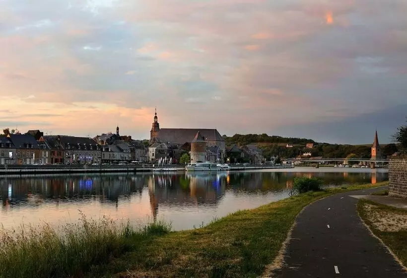 בית מלון כפרי Val Saint Hilaire