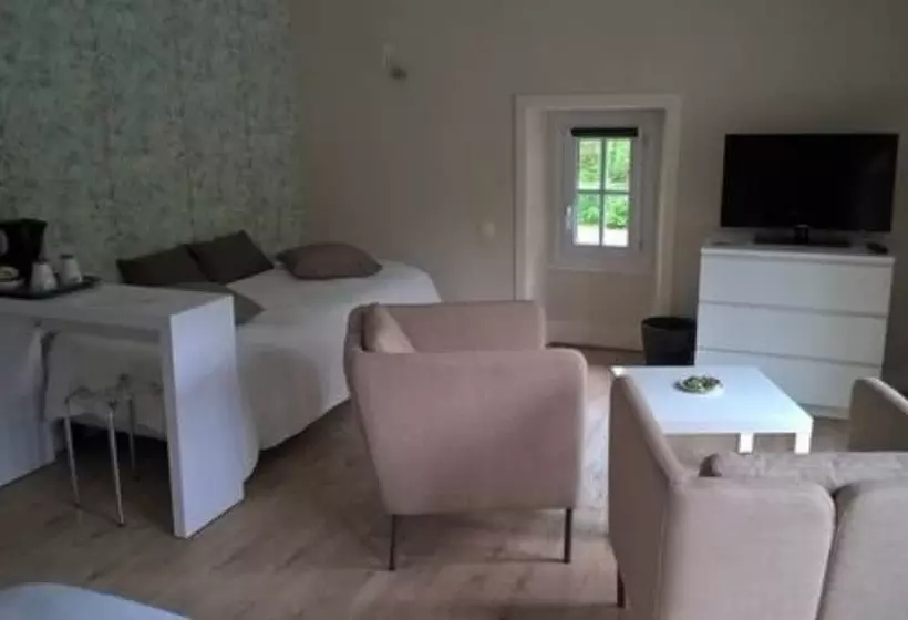 בית מלון כפרי Le Vieux Moulin