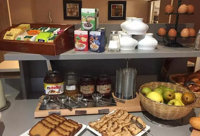 酒店 Logis Hôtel élégance Au Vieux Morvan Récemment Rénové