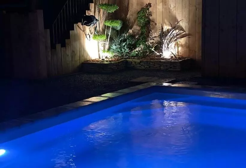 酒店 Logis Hôtel élégance Au Vieux Morvan Récemment Rénové