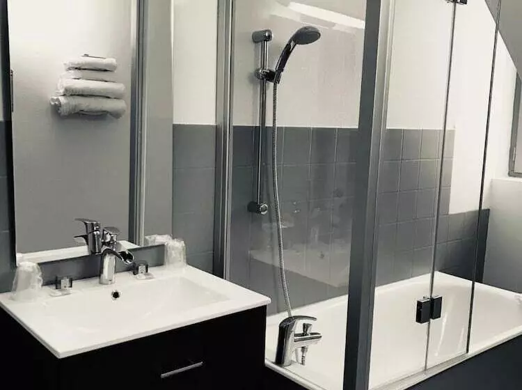 酒店 Logis Hôtel élégance Au Vieux Morvan Récemment Rénové