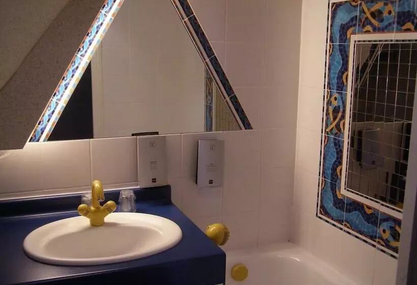 酒店 Logis Auberge A La Tete De Lard