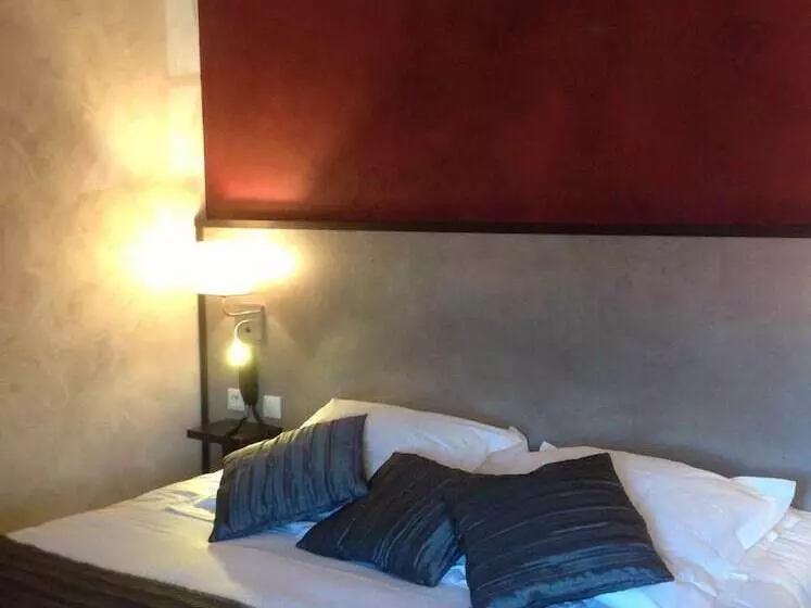 酒店 Logis Auberge A La Tete De Lard