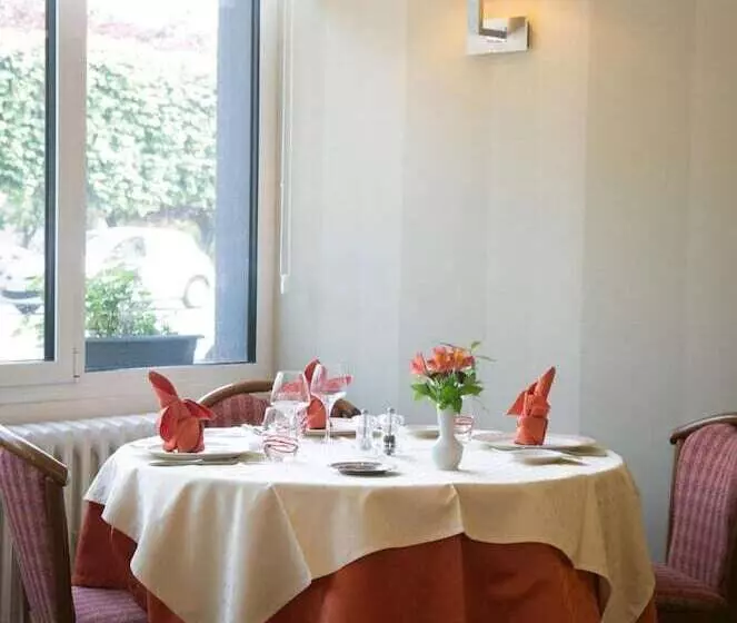 בית מלון כפרי Logis Auberge De La Rose