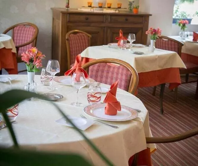 בית מלון כפרי Logis Auberge De La Rose