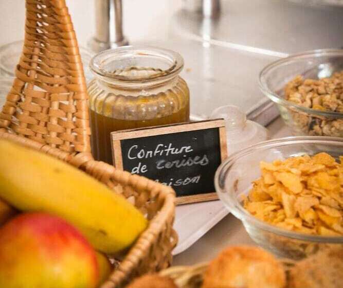 فندق Logis Auberge De La Rose