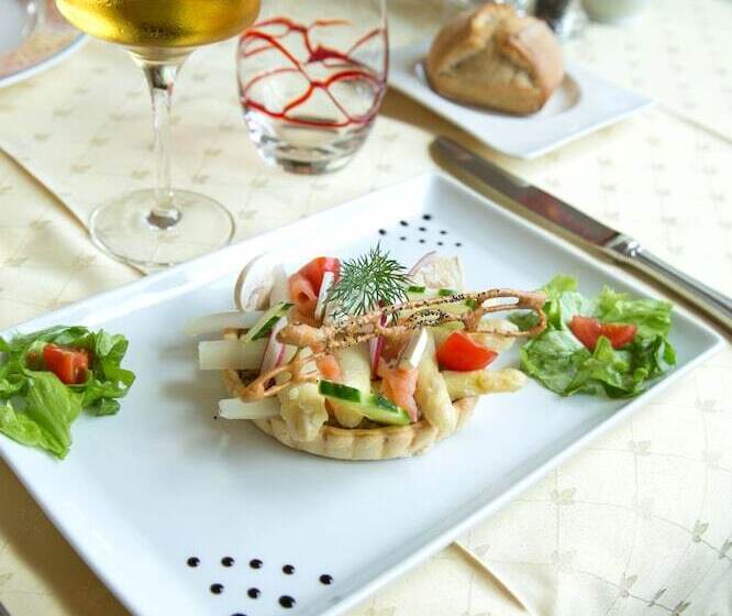 فندق Logis Auberge De La Rose