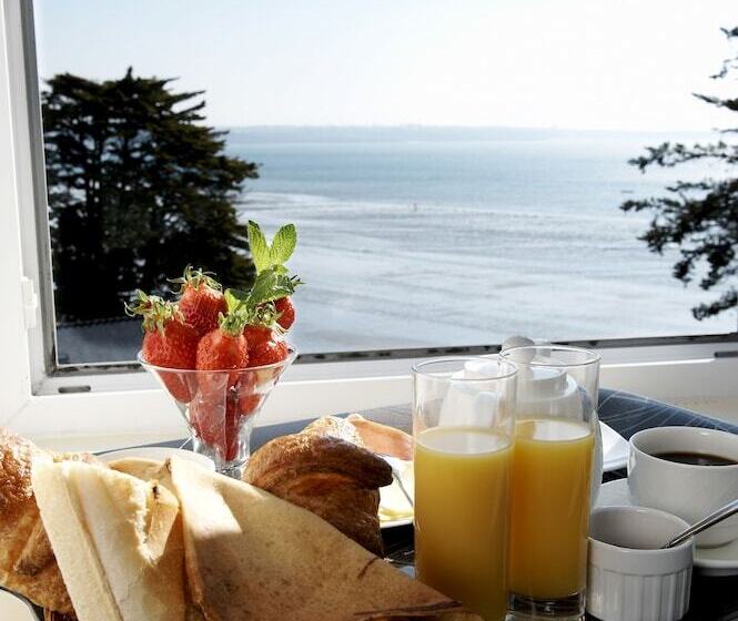 Logis Hotel Belle Vue