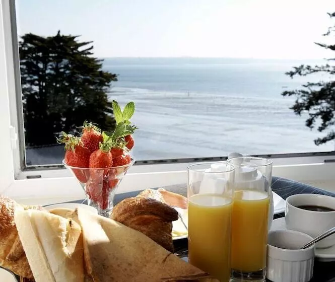 Logis Hotel Belle Vue