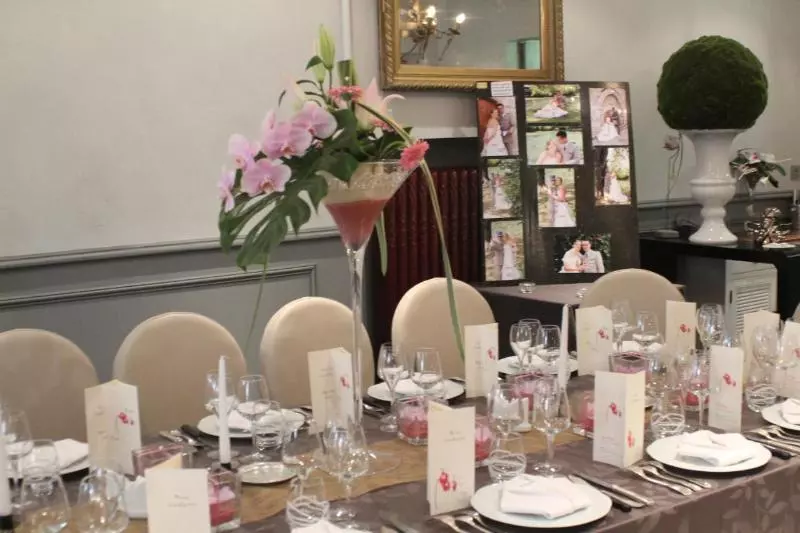 Отель Logis Hôtels Restaurant Les 3 Rois