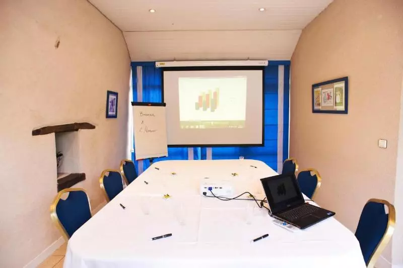 فندق Logis L Abreuvoir