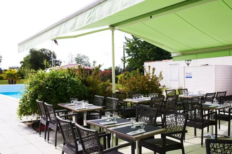 فندق Logis L Abreuvoir