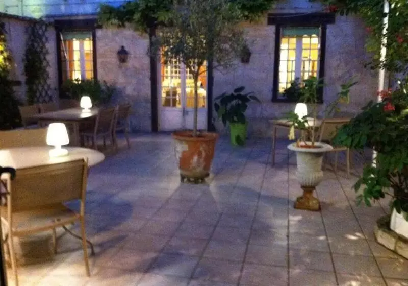 酒店 Logis Hôtel Le Central