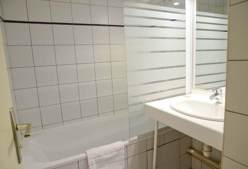 בית מלון כפרי Restaurant Rolland