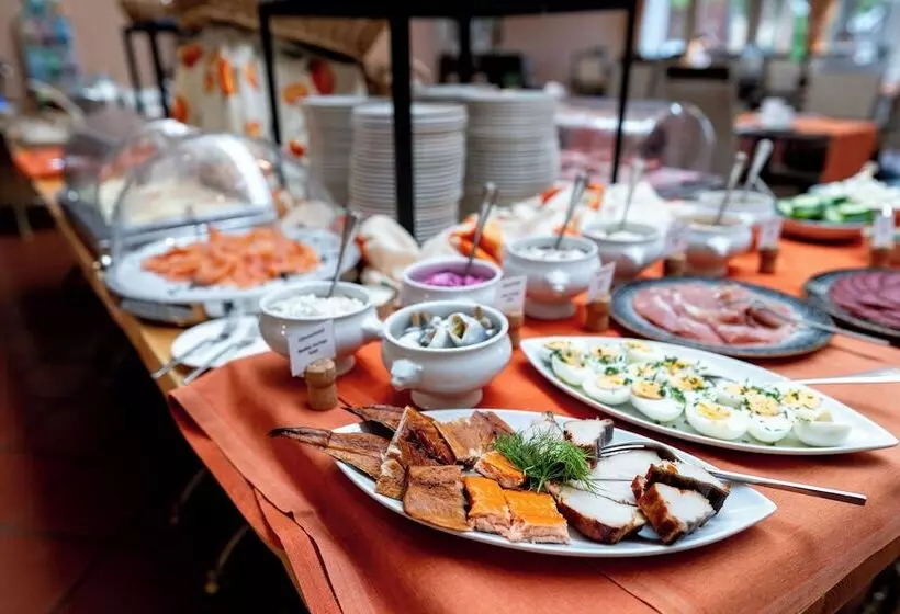 Отель Hüttmann